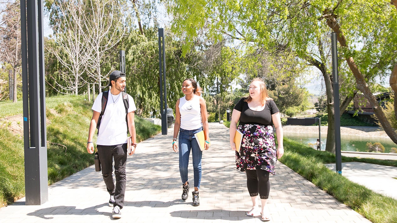 DVC Students walking on Pleasant Hill campus.