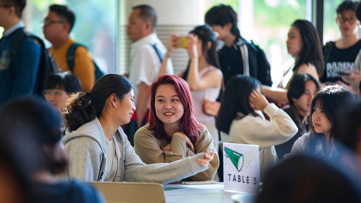 Two students talking 