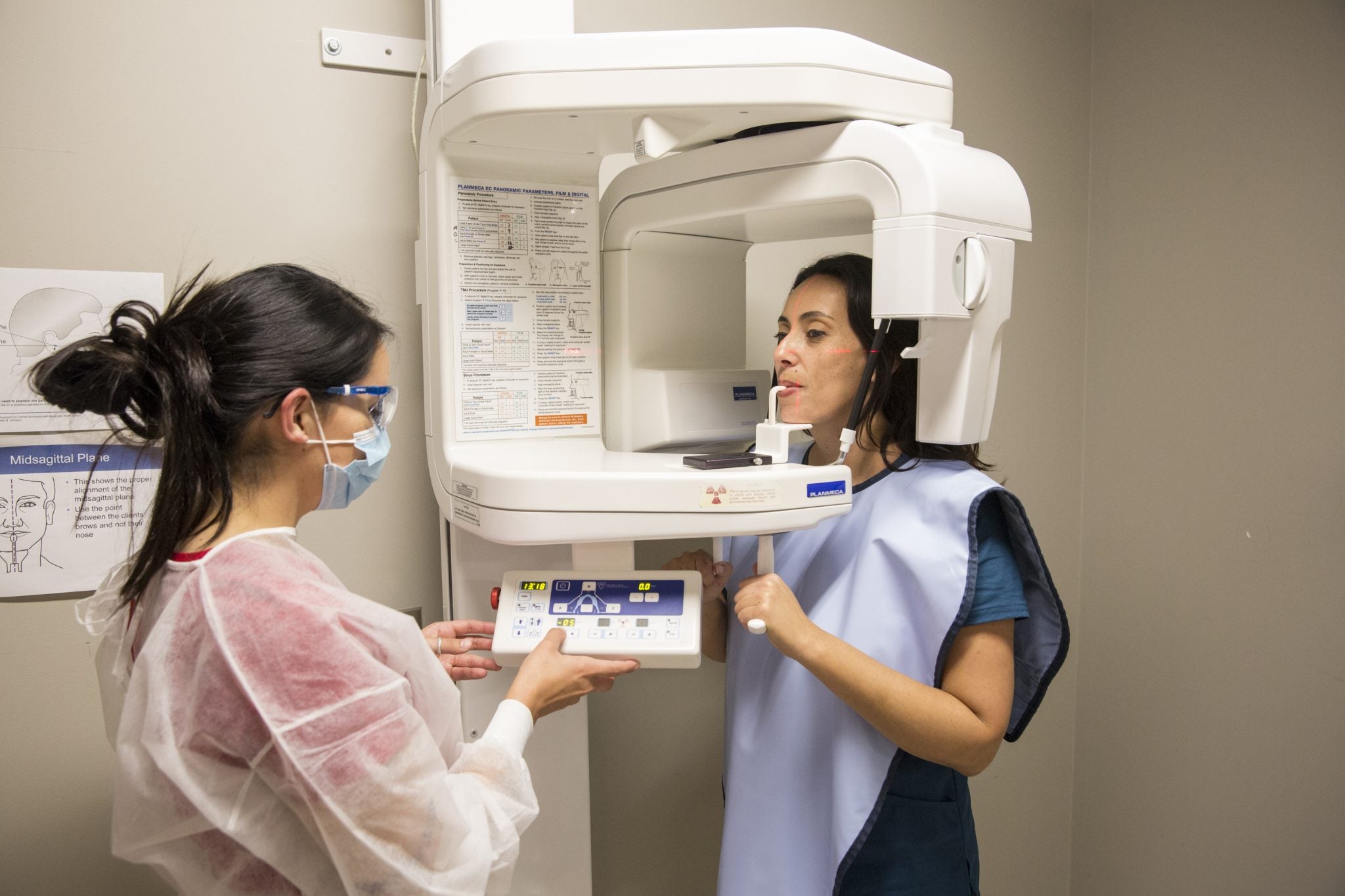 DVC dental students in the DVC dental clinic